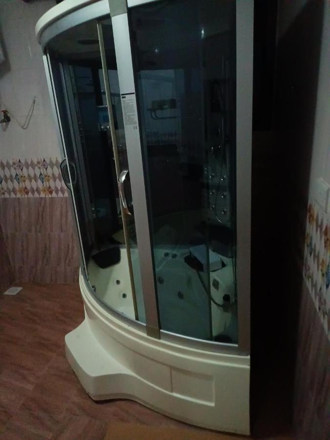 Jacuzzi City Home Kampala Exterior photo