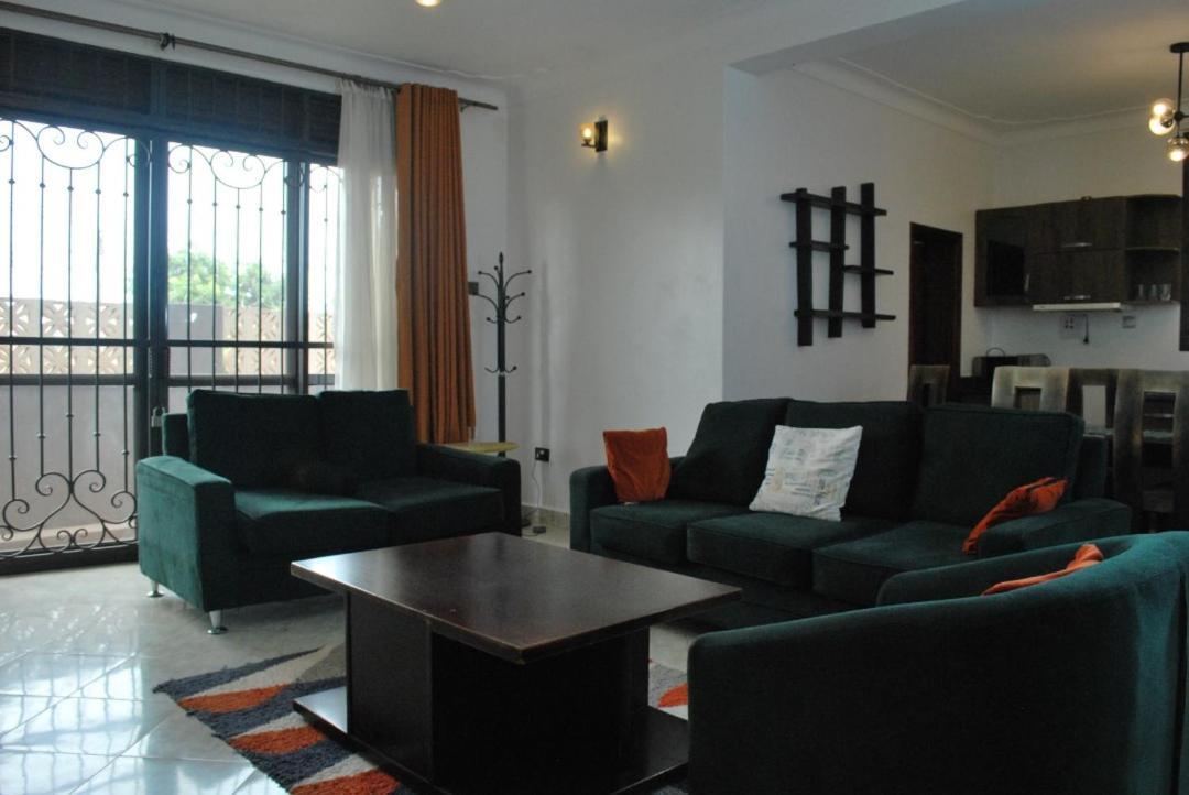 Jacuzzi City Home Kampala Exterior photo