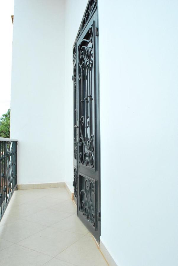 Jacuzzi City Home Kampala Exterior photo