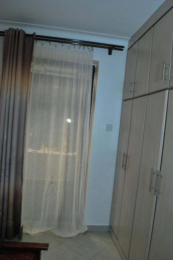 Jacuzzi City Home Kampala Exterior photo