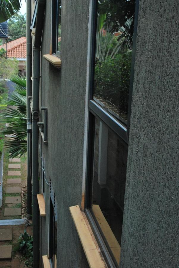 Jacuzzi City Home Kampala Exterior photo