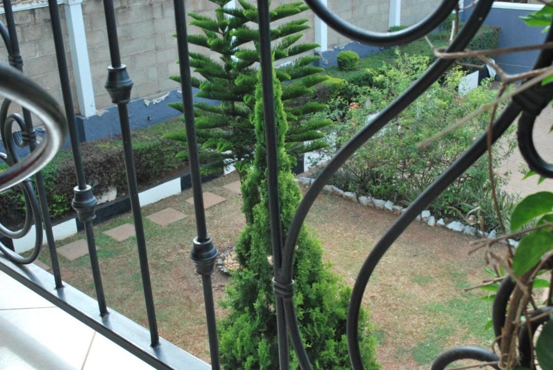 Jacuzzi City Home Kampala Exterior photo